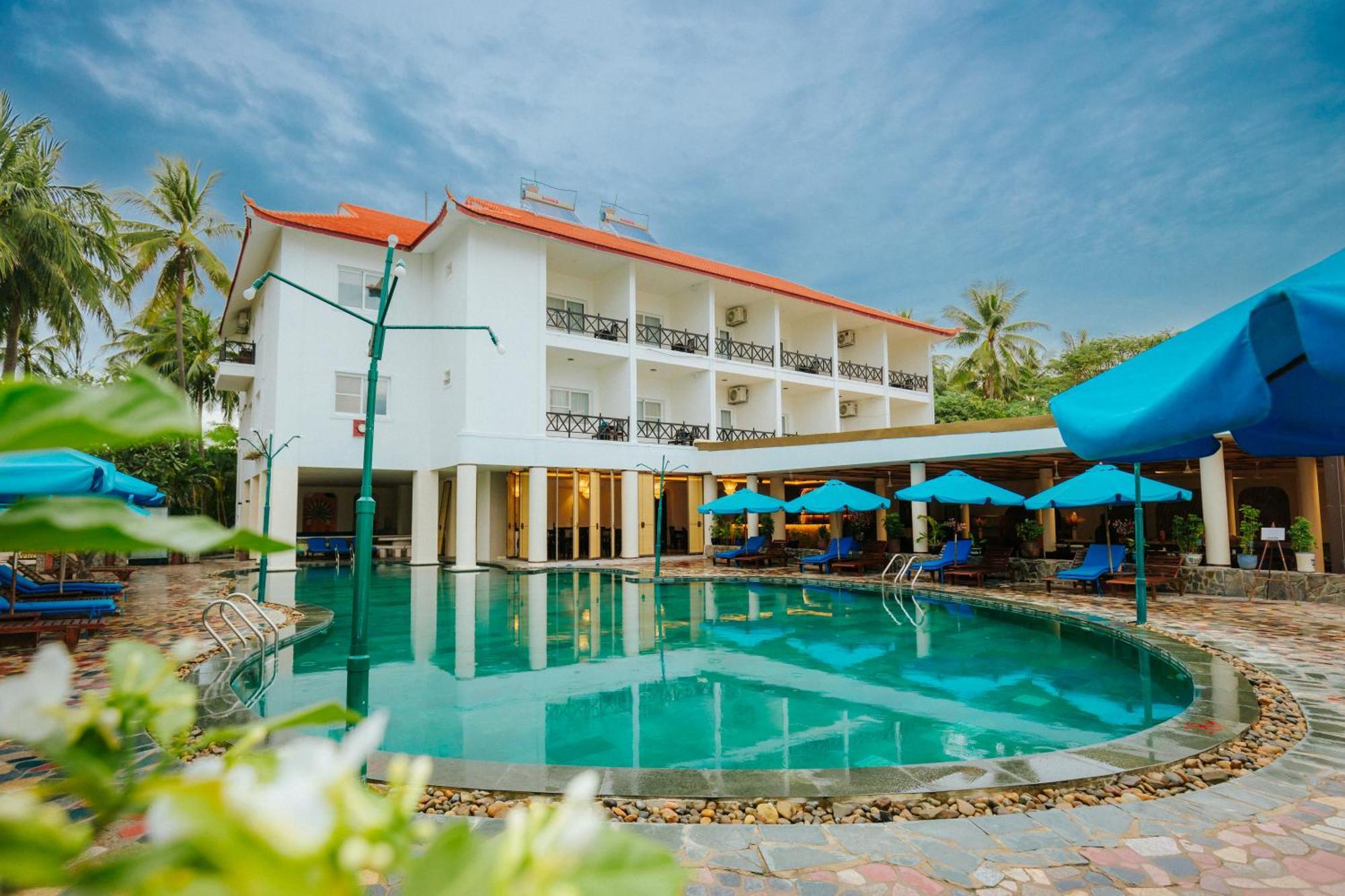 Le Aqua Resort & Spa Phan Thiet - Swiss Village Resort & Spa Mui Ne Exterior photo